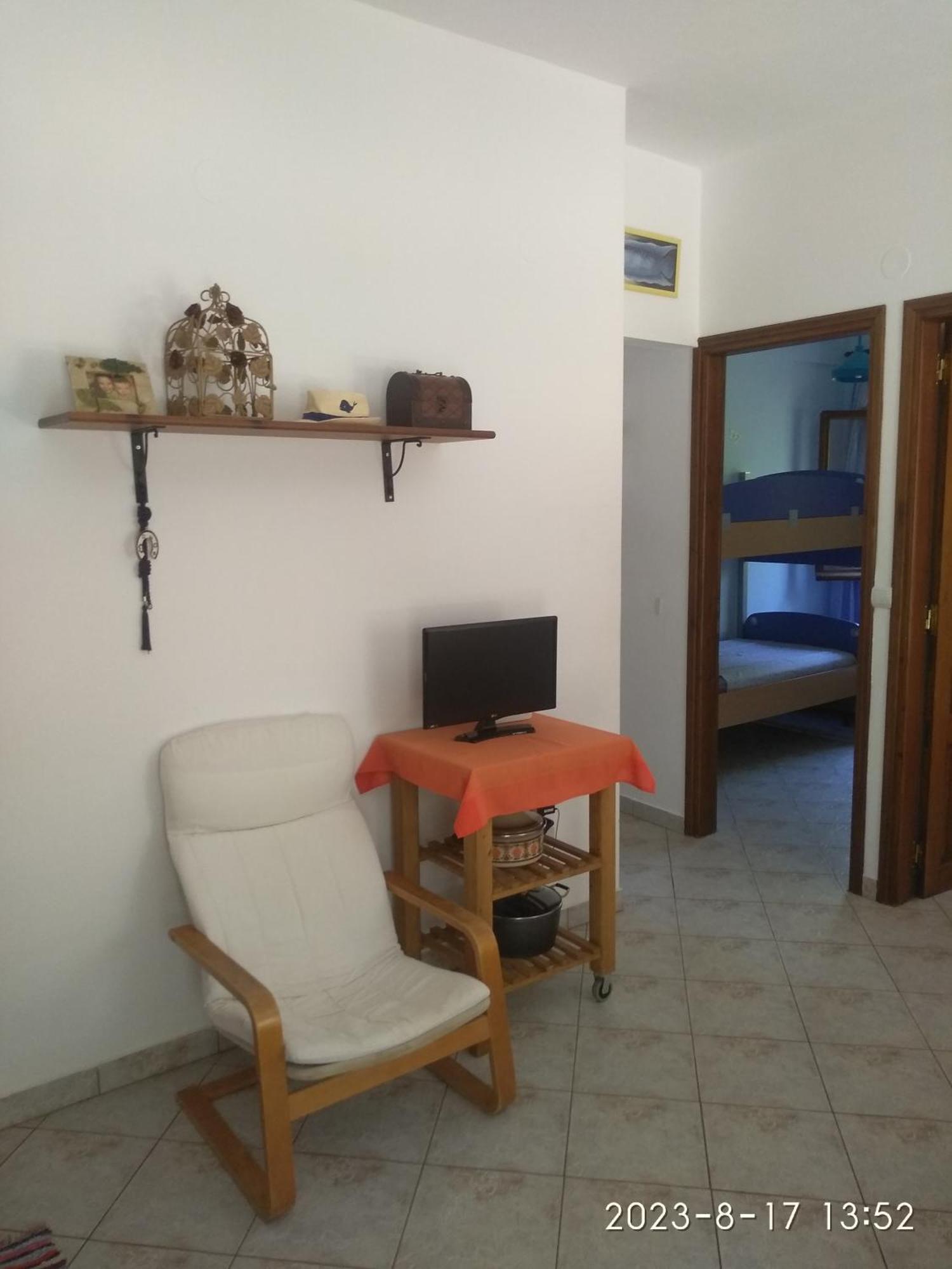 The Small House In The Olive Grove Лефокастро Екстериор снимка